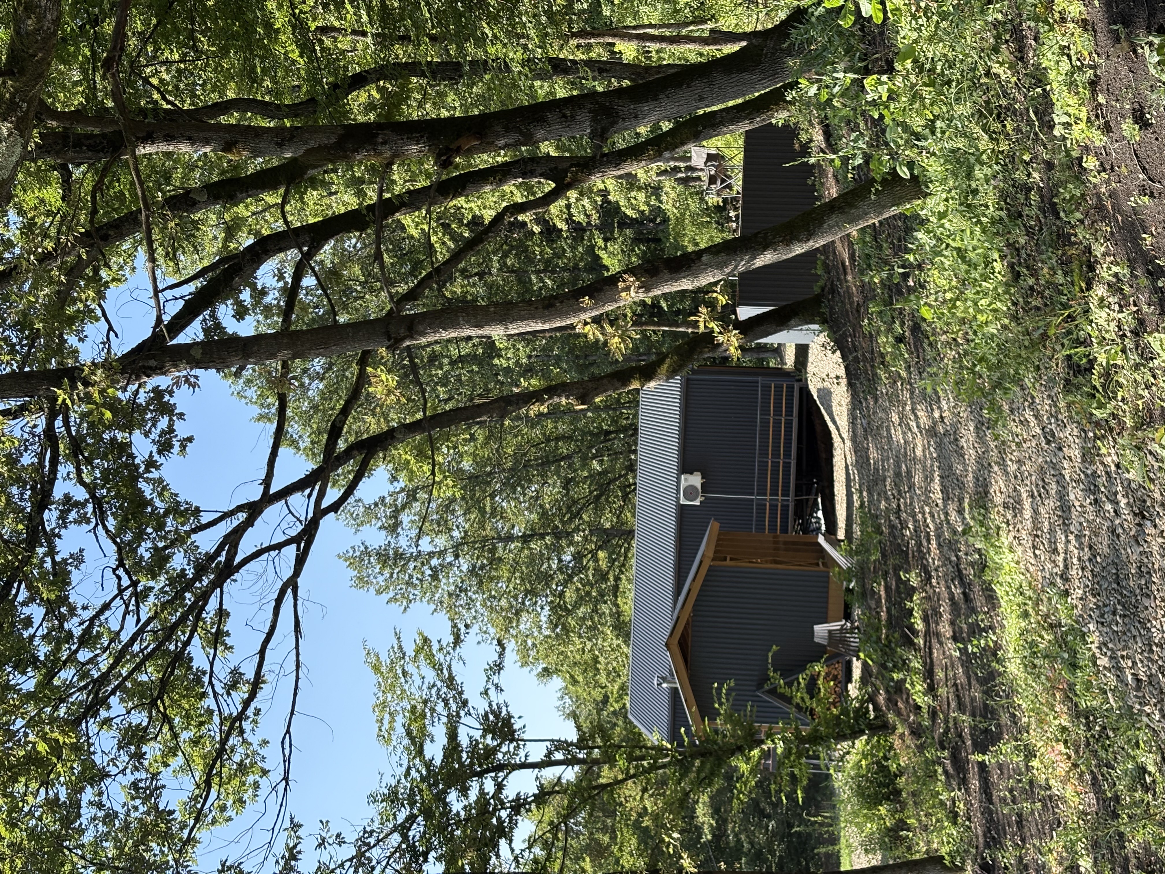 Отдых в барнхаусе с бассейном и джакузи