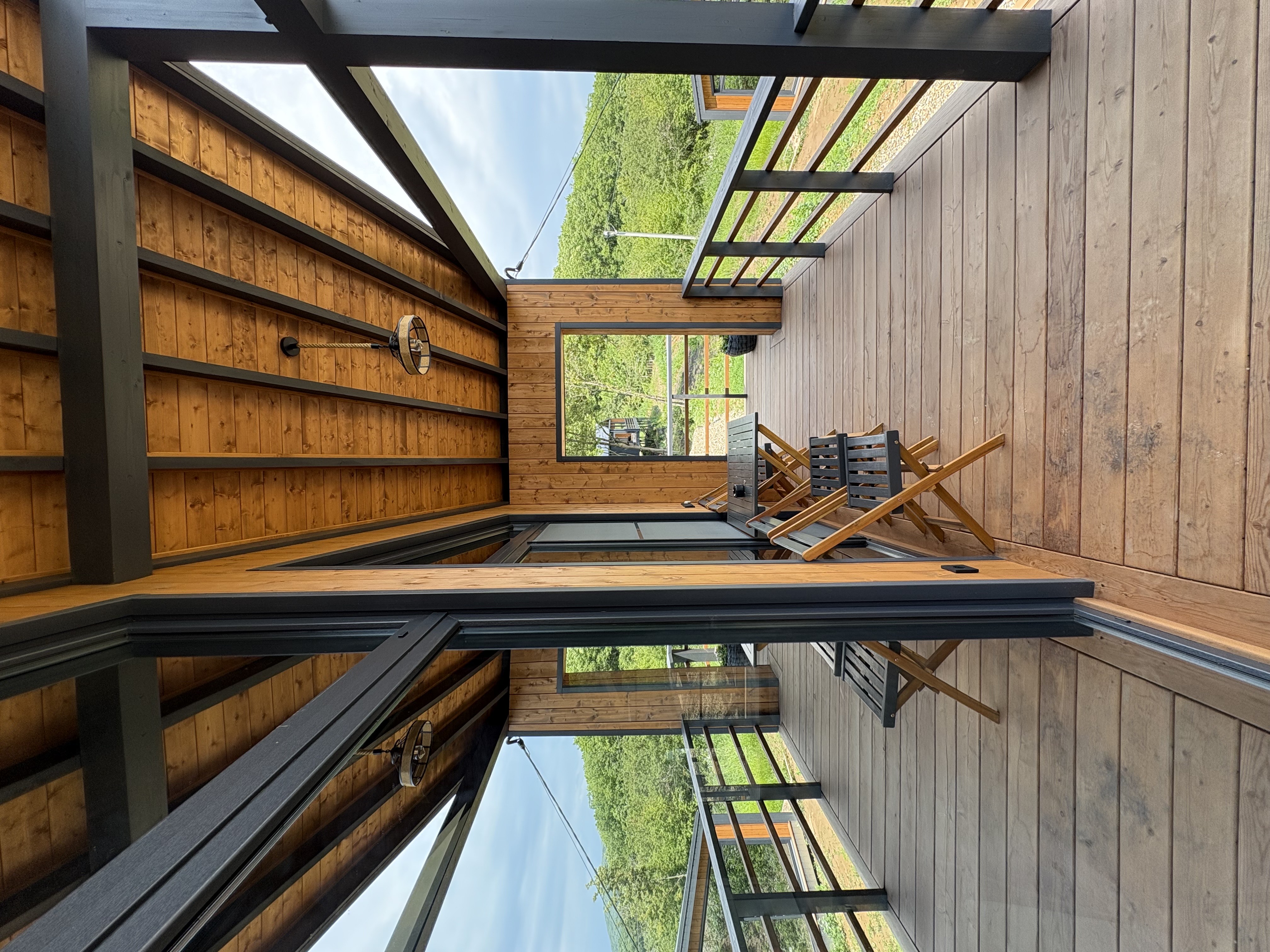 Отдых в барнхаусе с бассейном и джакузи