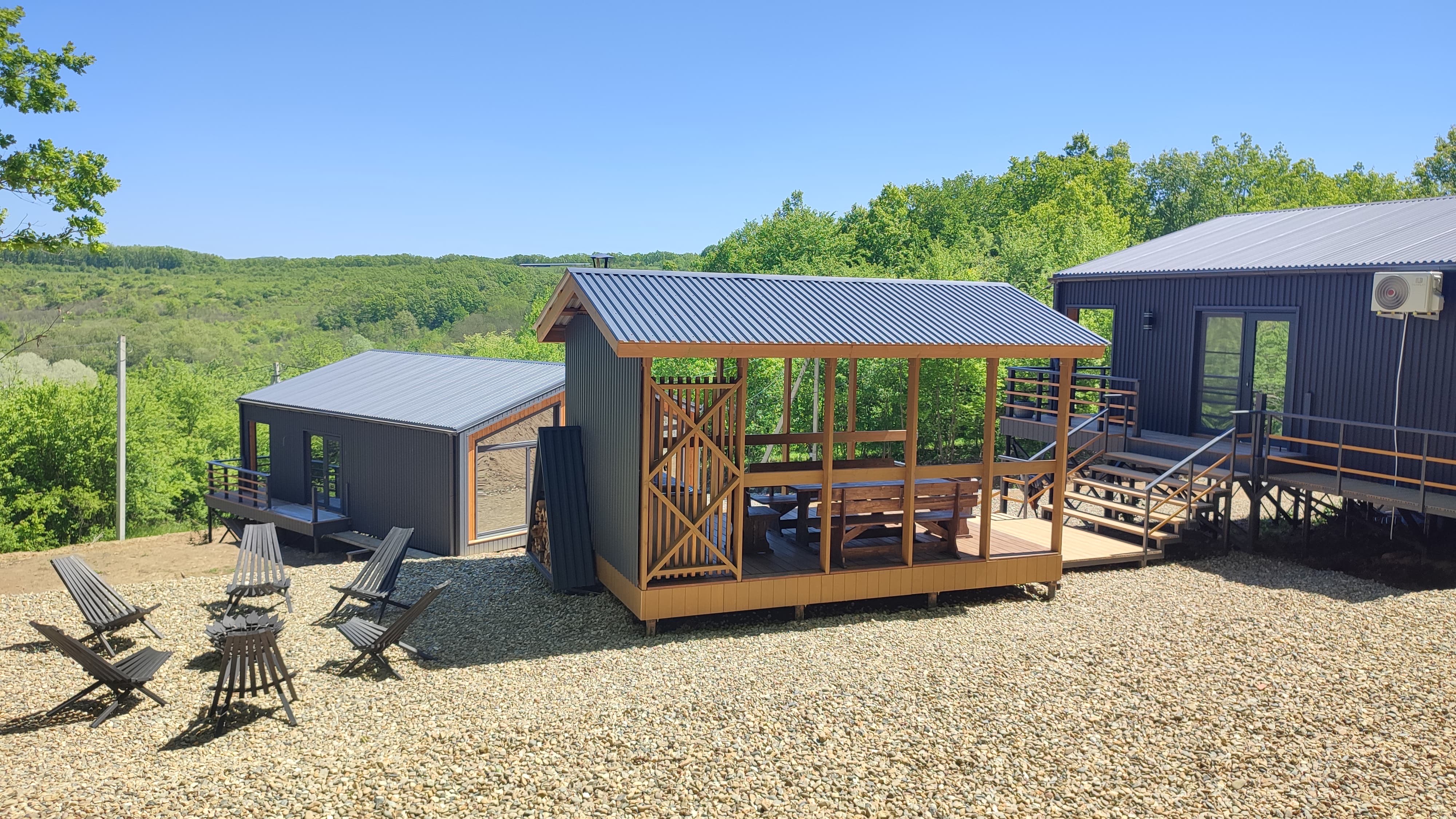 Отдых в барнхаусе с бассейном и джакузи