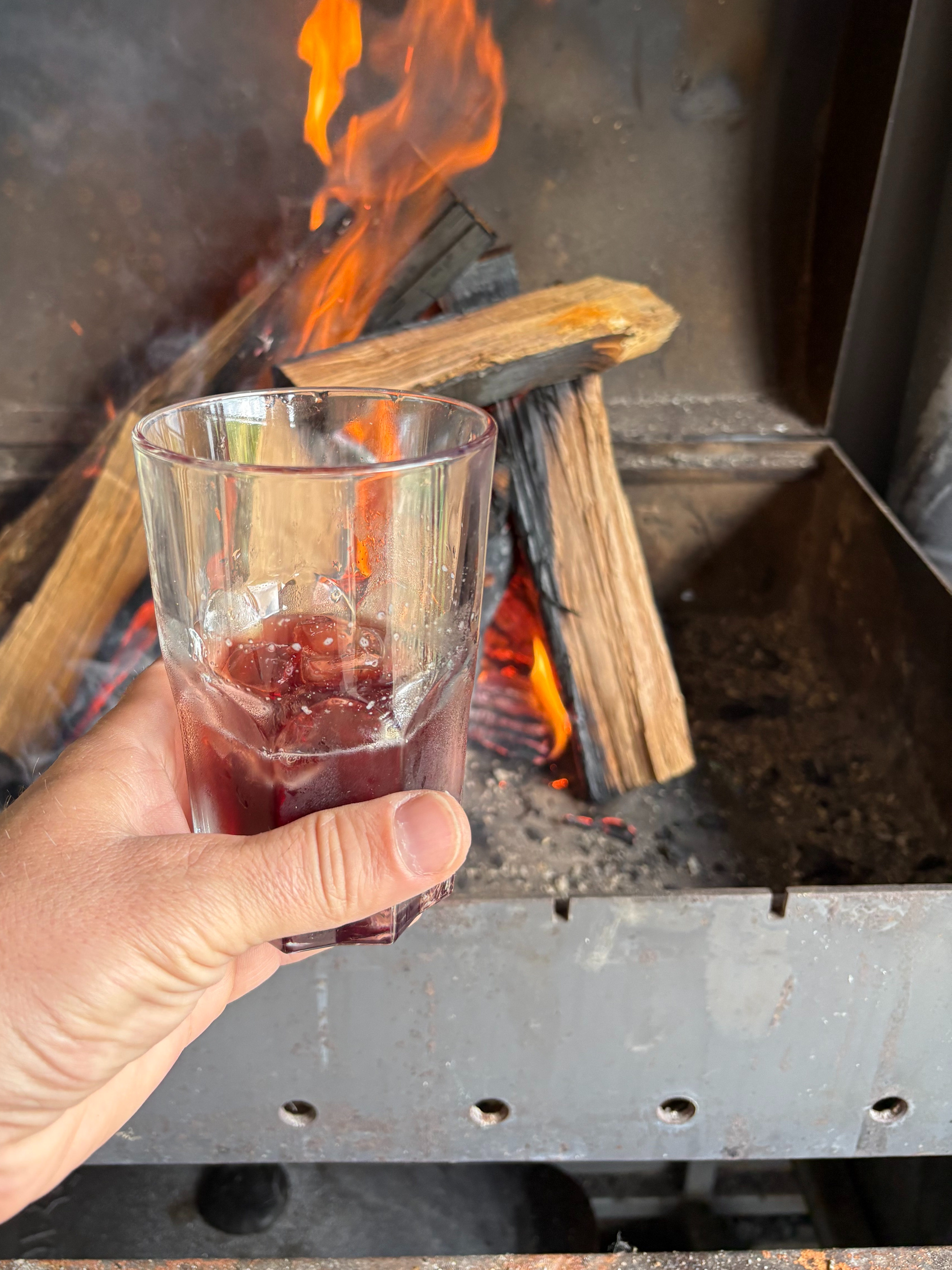 Отдых в барнхаусе с бассейном и джакузи