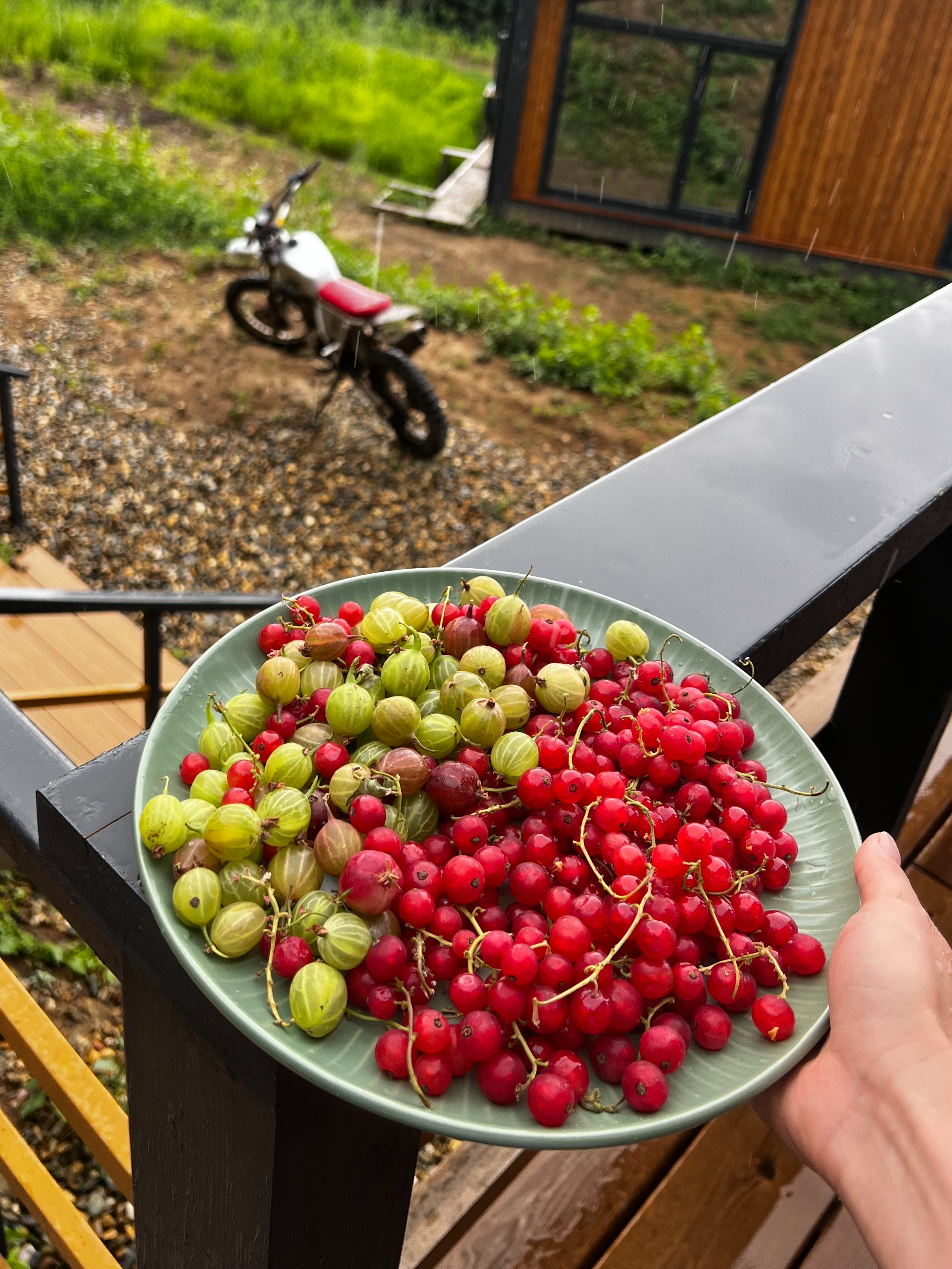 Отдых в барнхаусе с бассейном и джакузи