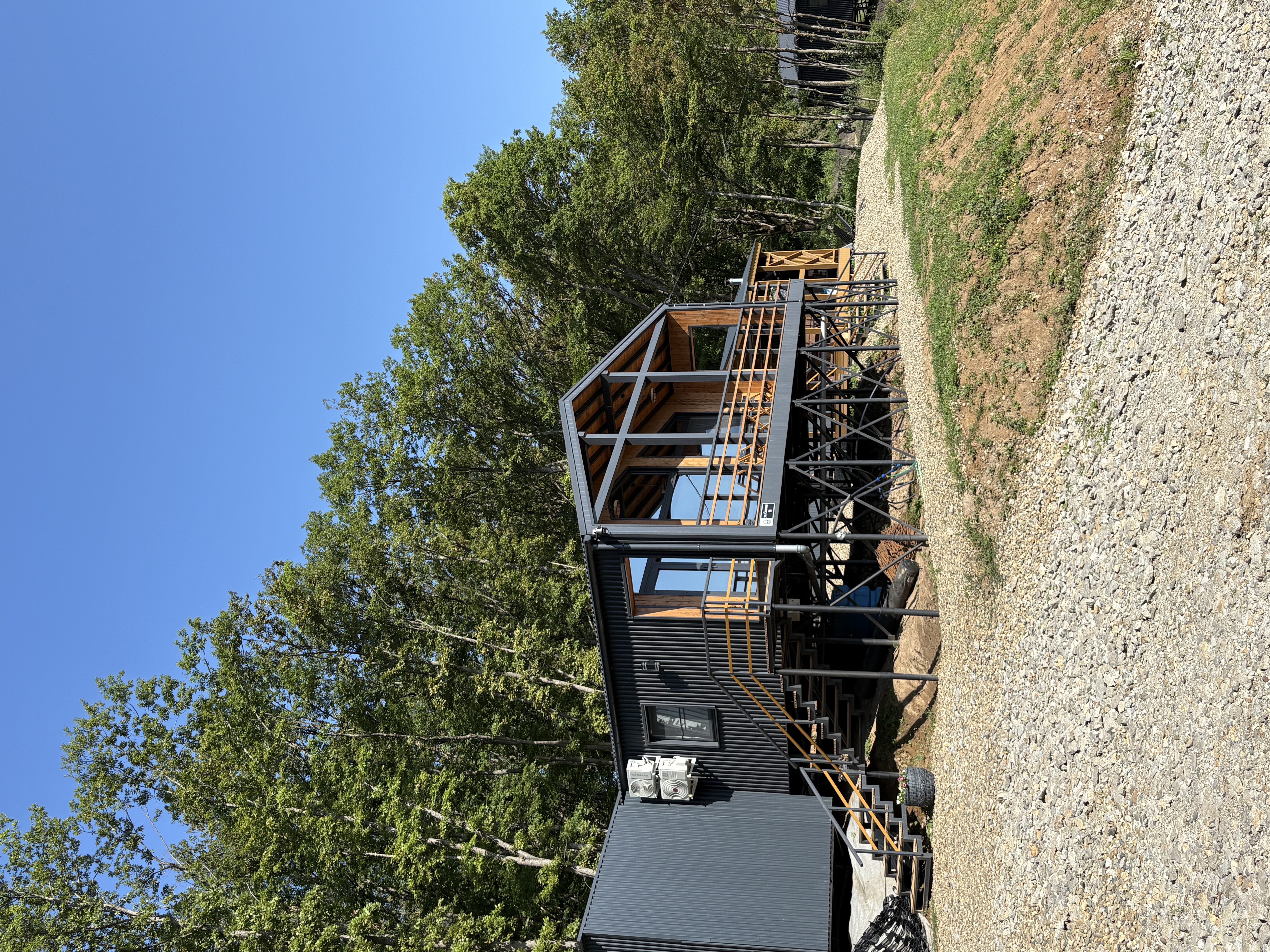 Отдых в барнхаусе с бассейном и джакузи