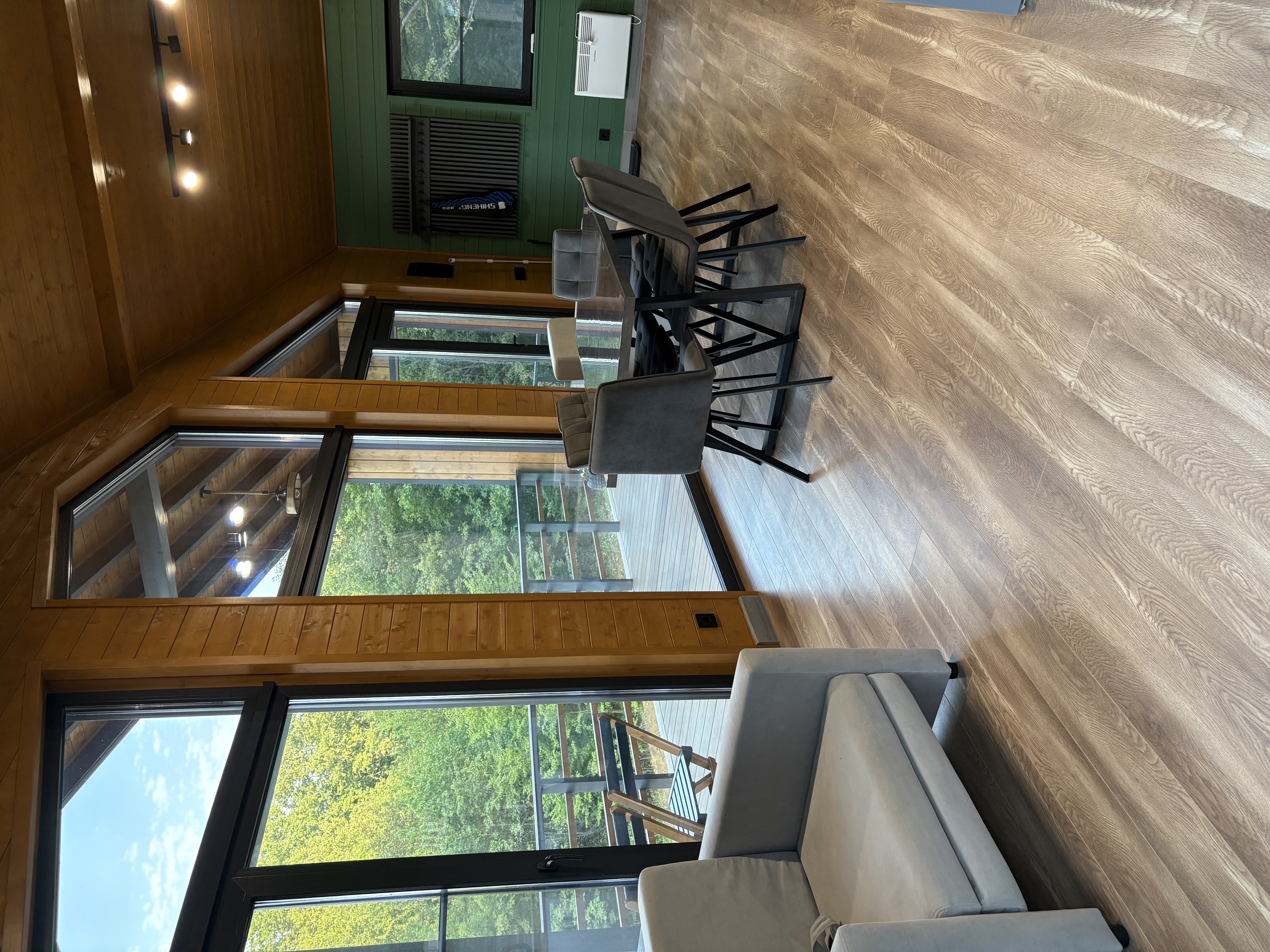 Отдых в барнхаусе с бассейном и джакузи