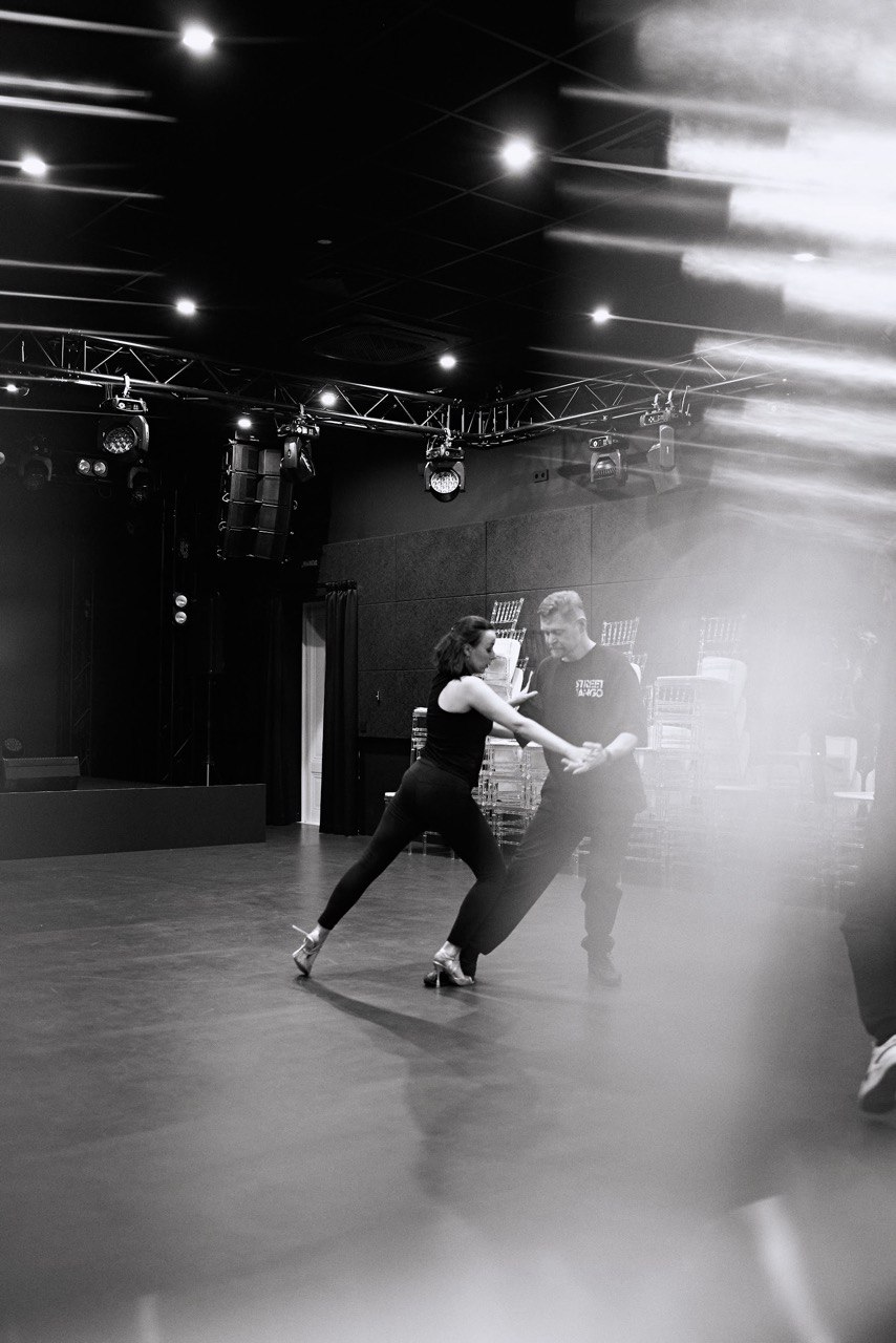 Индивидуальный урок танго для девушек