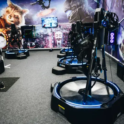 Игра в безграничном виртуальном пространстве